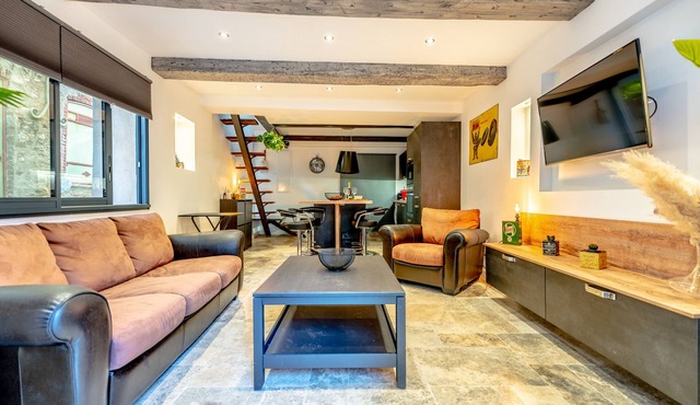 Picturesque air-conditioned village house, terrace