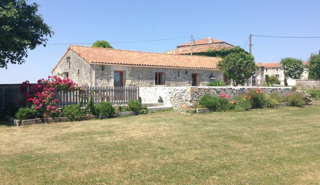 Picturesque, great location & a POOL! Great for families and friends!