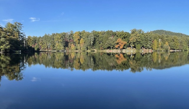 Picturesque Mountain Rest Lake Cabin on the lake with private dock!
