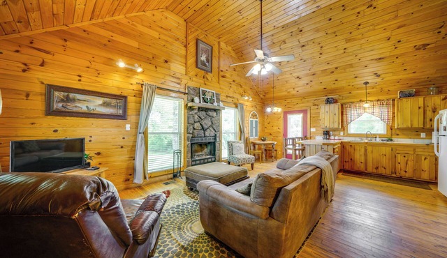 Picturesque Oklahoma Cabin on 80 Acres w/Views!