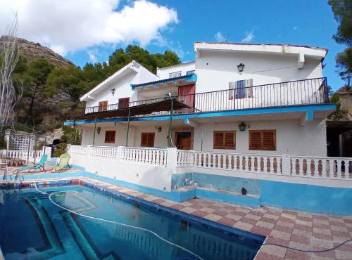 Picturesque Villa in Chulilla with Private Pool