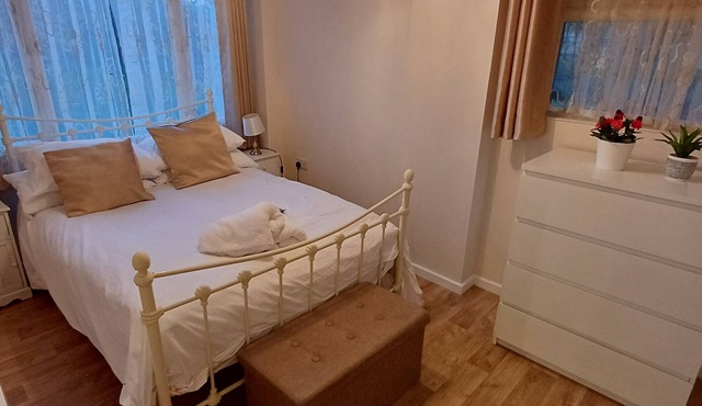 Piddlebrook is a delightful self contained flat in the village of Inkberrow.