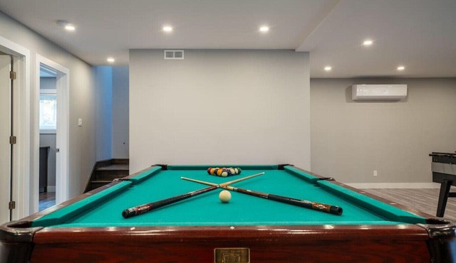Piece Of Heaven |Hot Tub | 16 Guests |Pool Table