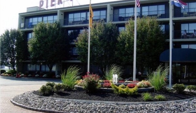 Pier 4 Hotel