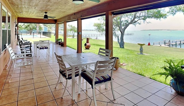 Pierfection Point | Private Pool & Pier