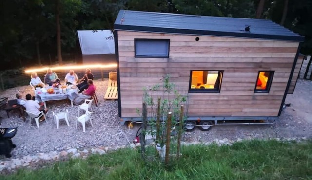 Pierre's Tiny House in the countryside overlooking Grenoble A La Tronche