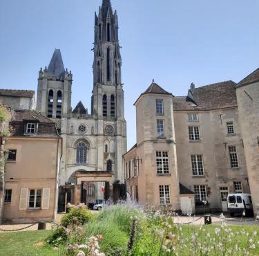 Pierres et Jardins