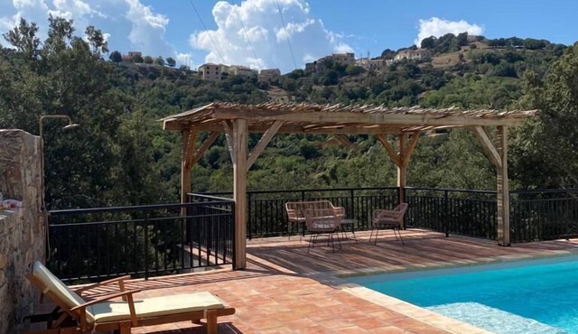 Pietralba luxury villa with swimming pool located 20 minutes from ile rousse