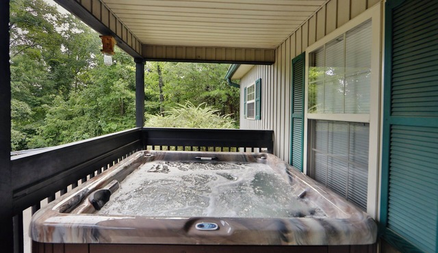 Pigeon Forge 110 - Three Bedroom Villa, Sleeps 14