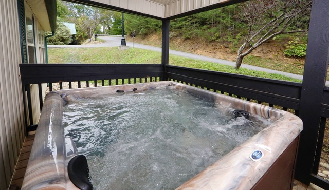 Pigeon Forge 133 - Five Bedroom Villa, Sleeps 24