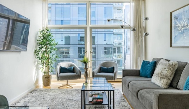 Pike Place Seattle Penthouse, World Cup Basecamp, Walk to everything!