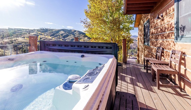 Pikes Peak Ranch - Eagle Crest Cabin