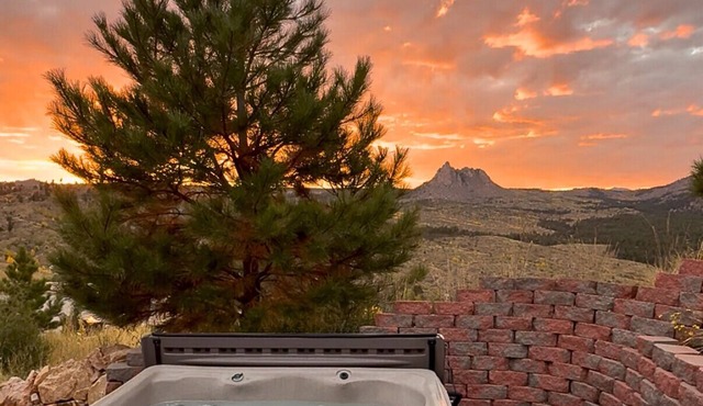 Pikes Peak Ranch - Owl's Perch Cabin