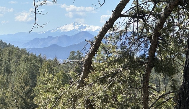 Pikes View Guesthouse: Outdoor Adventure Retreatn 2 BEDRMS ~2 BATHS~ SLEEPS 5