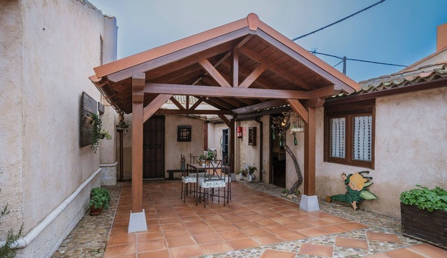 Pinar de las Cabanuelas – Country Home for 5, Ciudad Real, Garden & Terrace