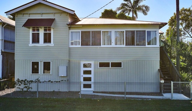 PINCHINS PLACE, TOP NOTCH