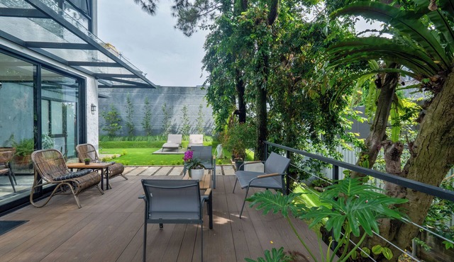 Pine Breeze Loft House