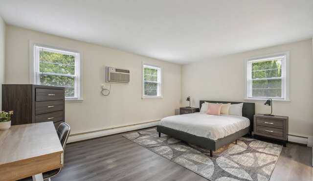 Pine Brook 816 I Corporate 2Br Apartment !