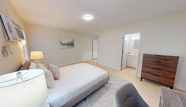 Pine Brook Apartments: Luxurious living in a stunning wooded setting