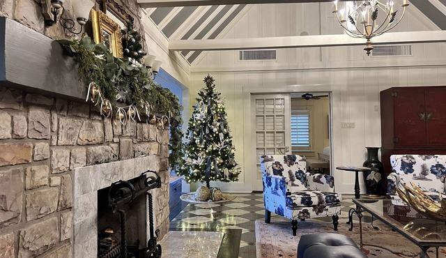 Pine Hill Estates - Three Home Estate with Private Boat Docks