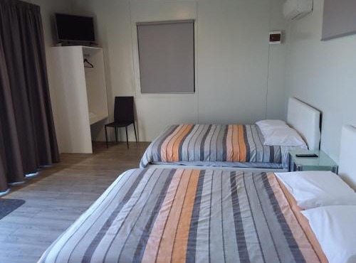 Pine Lake View Lodge