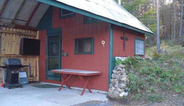 Pine Marten Cabin At The King's Pines