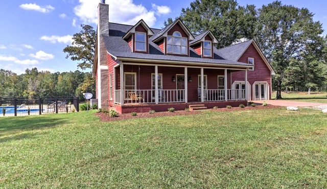 Pine Mountain Valley House with Pool and Grill!