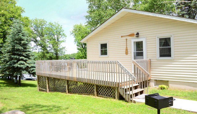 Pine Valley - 4 BR/2Bath Vacation Home w/private beach, dock, & campfire area!