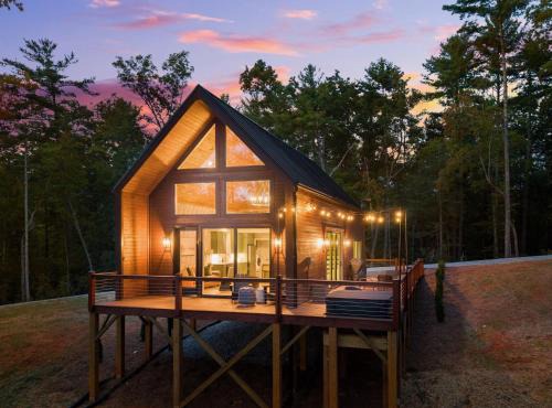 Pine Valley Cabins Private Hot Tub & Mtn Views