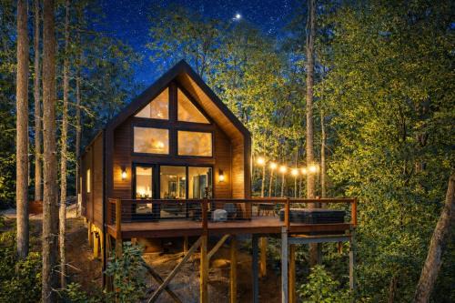 Pine Valley Cabins Private Hot Tub & Mtn Views