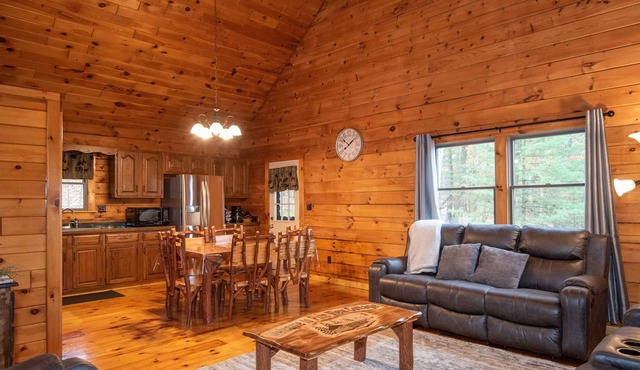 Pine View Cottage | 3 Bed, 1 Bath