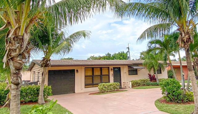 Pineapple Palm - Entire Home (Bring your boat!)