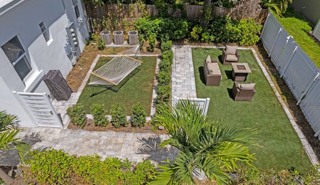 Pineapple Paradise - 13 min to Beach - Fire Pit