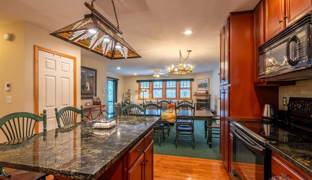 Pinehill #17 | 4 Bed, 3 Bath