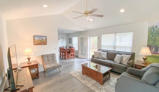 Pinehurst FORE-Bedroom Ranch with Golf Garage & Fenced Large Yard