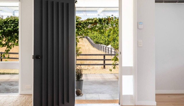 Pinella Coastal Farmhouse