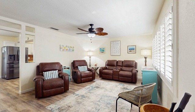 Pinellas Trail Retreat | Near Beaches, Parks & Dining