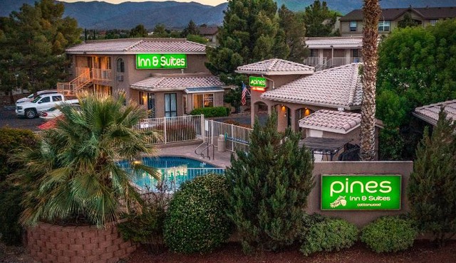 Pines Inn & Suites