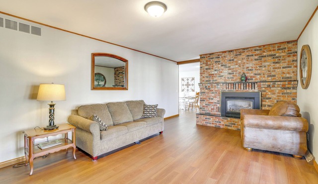 Pineville Home w/Fire Pit < Half-Mi to Elk River!