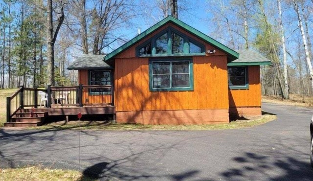 Pinewood Cabin on Upper Eau Claire Lake in Barnes, WI