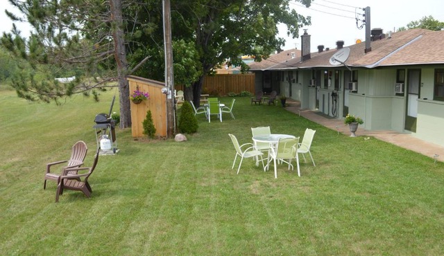 Pinewood Inn