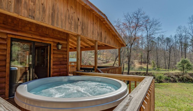Piney Knob Cabin 15 Min To Lake Lure - 30 Min To Tiec - Hot Tub - Stocked Pond