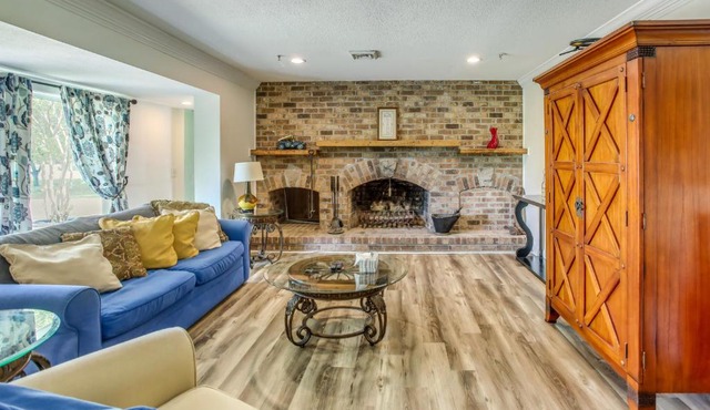 Ping-Pong + Grill: Retreat 5 Mi From Boardwalk!