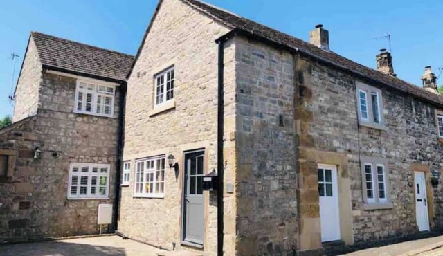 Pingle Nook Cottage, 3 bedroom in Ashford-in-the-Water