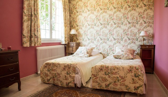 Pink Chamber: charm and sweetness