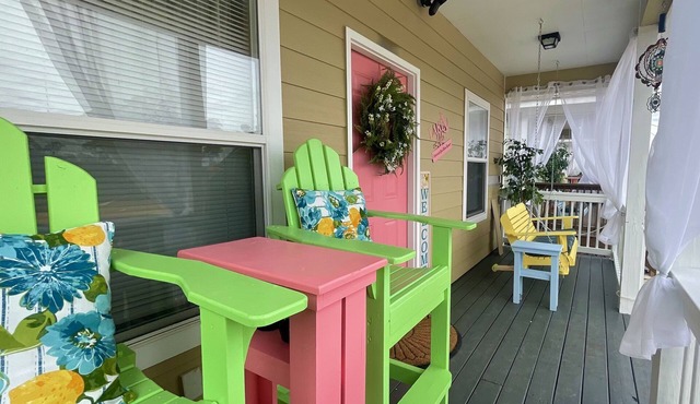 Pink Lake House, GaMe RoOm, Sleep 10, Beach, Casino