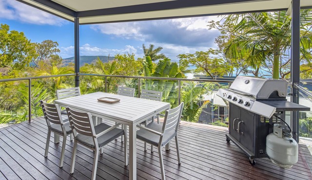 Pinnacle 5, Pinnacle 5 on Hamilton Island
