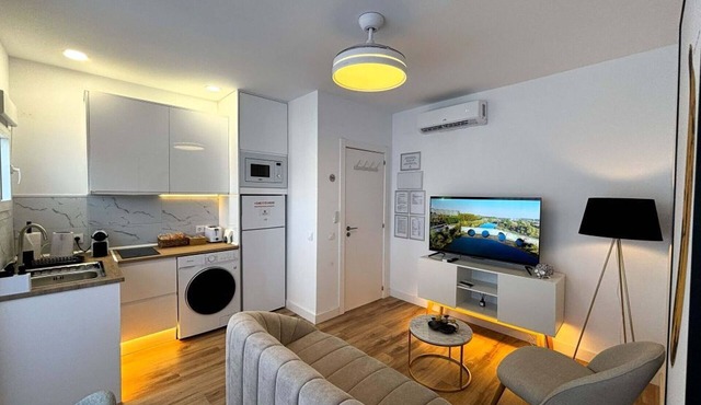 PIO XII XXI - B - Bright, central, and cozy apartment. - Deluxe 1 bedroom apartment