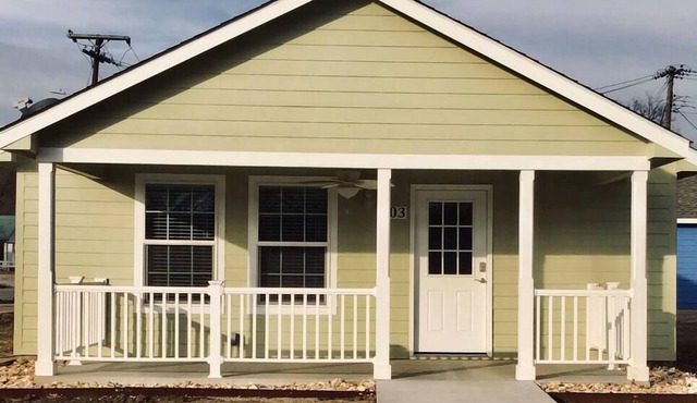 PIONEER VILLAGE-SAGE CABIN