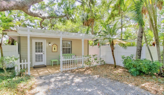 Pirate's Pointe Fishing Resort Offers Individual Cottages